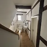 Zur Klapperburg * زيل ان دير موسل