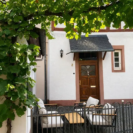 Zur Klapperburg 펜션