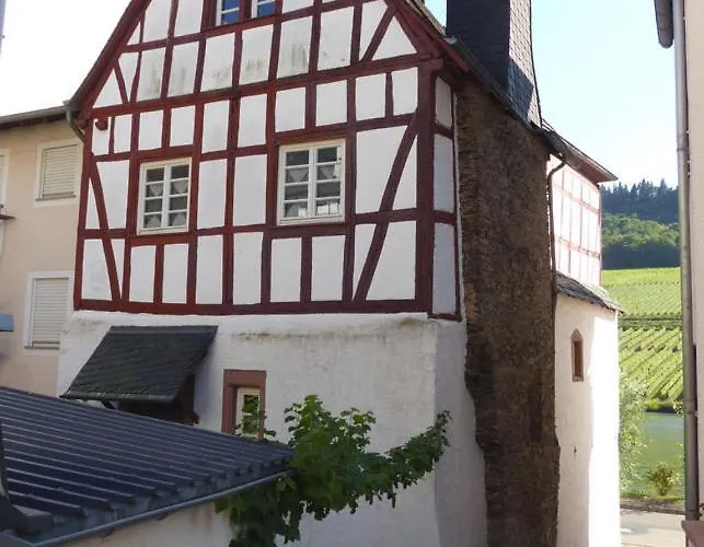 Zur Klapperburg Ferienhaus Zell